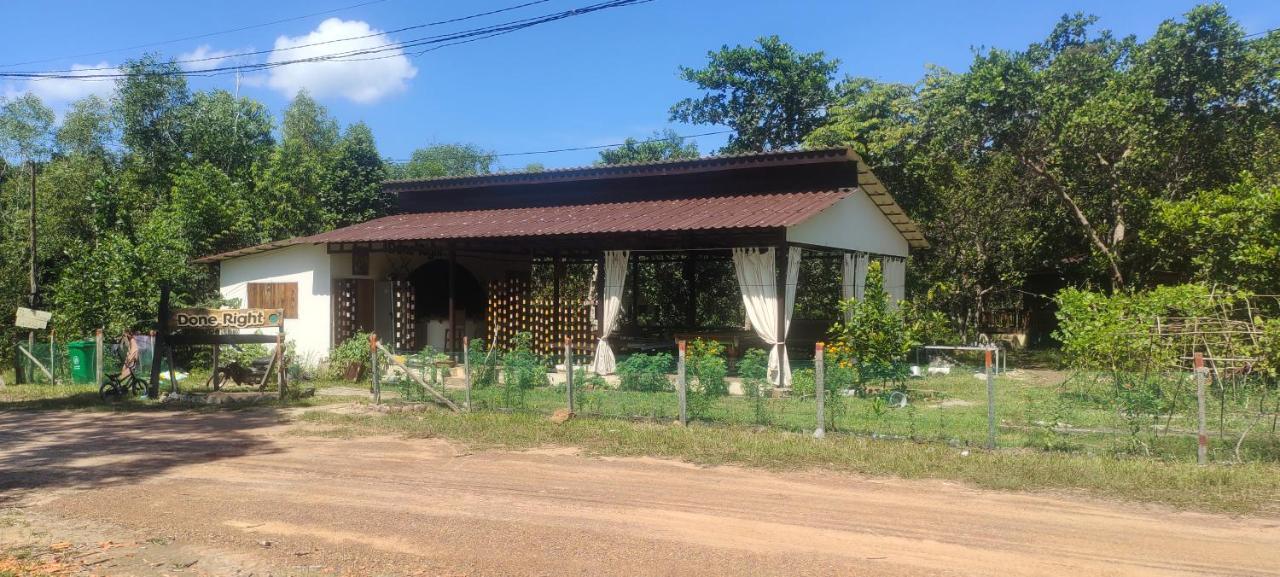 Done Right Hostel Phumi Chrouy Svay Екстериор снимка